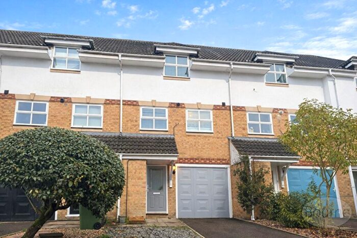 3 Bedroom Terraced House To Rent In Lyster Mews, Cobham, Surrey, KT11