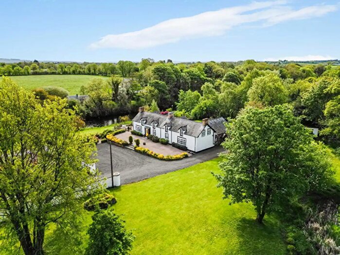 5 Bedroom Country House For Sale In Caddy Road, Randalstown, BT41