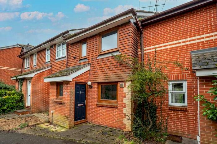 2 Bedroom Terraced House To Rent In Victoria Road, Guildford, GU1, Guildford, GU1