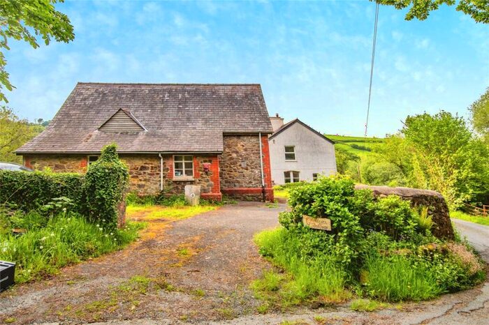 5 Bedroom Detached House For Sale In Llanfynydd, Carmarthen, Carmarthenshire, SA32