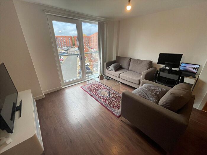 1 Bedroom Flat To Rent In The Riverside, Derwent Street, Salford, Greater Manchester, M5