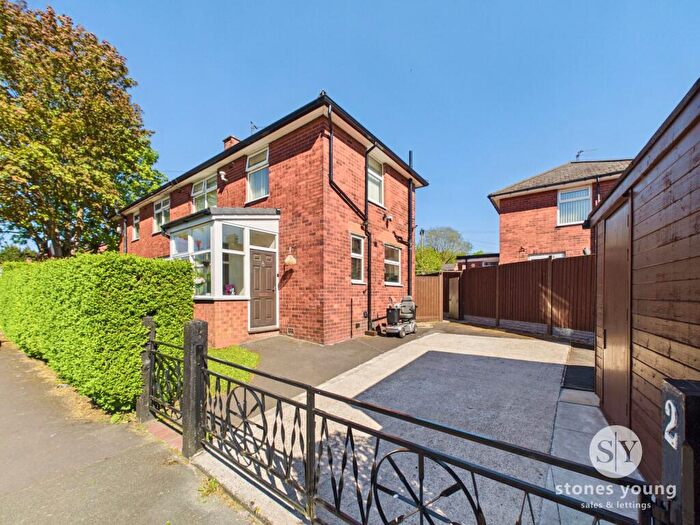 2 Bedroom Semi Detached House For Sale In Grafton Street, Blackburn, BB2
