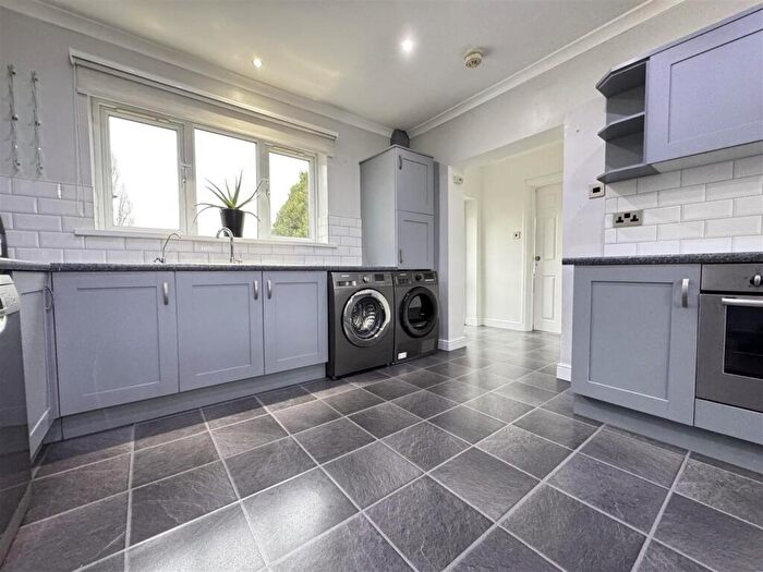 3 Bedroom End Of Terrace House For Sale In Carmodale Avenue, Great Barr, Birmingham, B42