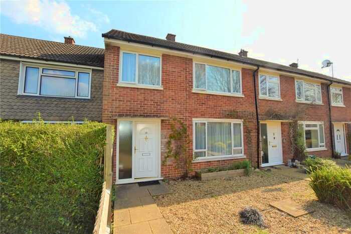 3 Bedroom Terraced House To Rent In Ruskin Walk, Bicester, Oxfordshire, OX26