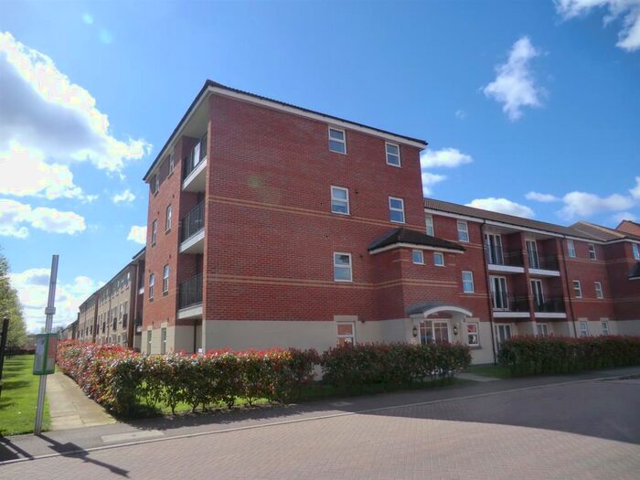 2 Bedroom Apartment To Rent In Goldstraw Lane, Fernwood, NG24