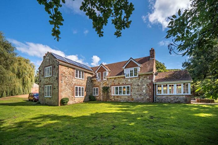 4 Bedroom Detached House For Sale In Emmett Hill, Chale Green, Ventnor, PO38
