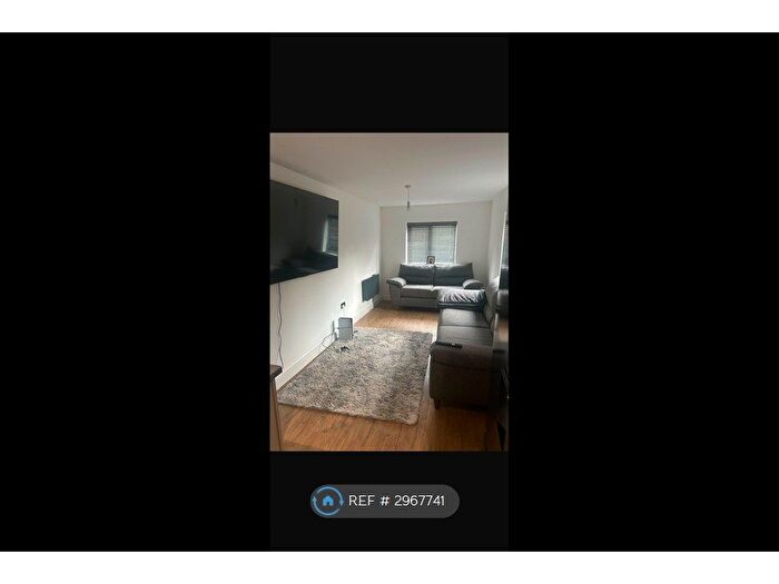 2 Bedroom Flat To Rent In Chantry Lane, Grimsby, DN31