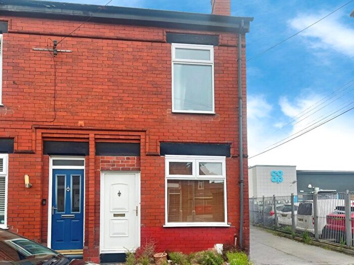 2 Bedroom End Of Terrace House To Rent In Eaton Road, Sale, Cheshire, M33