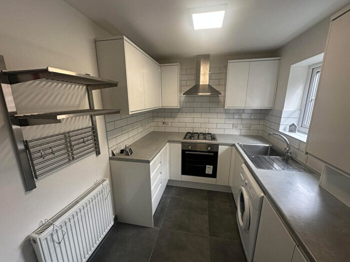 2 Bedroom Apartment To Rent In Berkeley Court, Kelso Street, Leeds, West Yorkshire, LS2