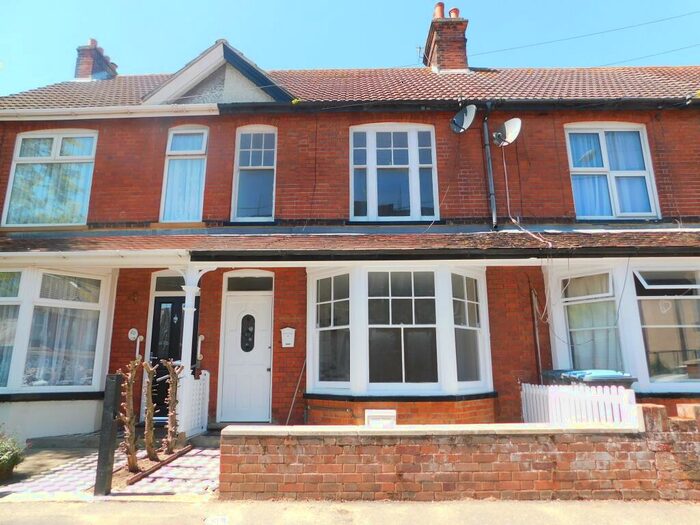 3 Bedroom Terraced House To Rent In Highfield Road, Felixstowe, IP11