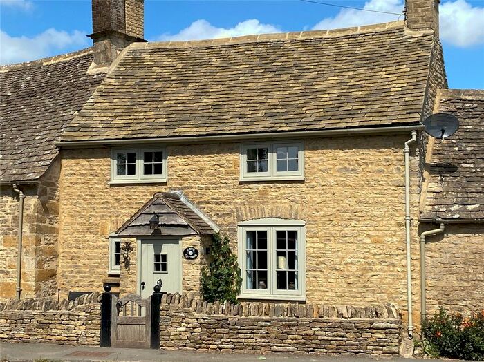 3 Bedroom Terraced House For Sale In Lower Swell, Cheltenham, Gloucestershire, GL54