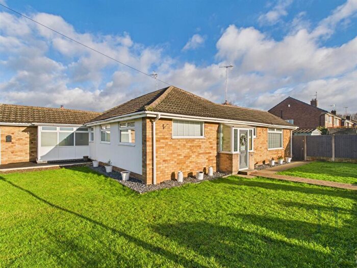 2 Bedroom Semi-Detached Bungalow For Sale In Newholm Drive, Nottingham, NG11