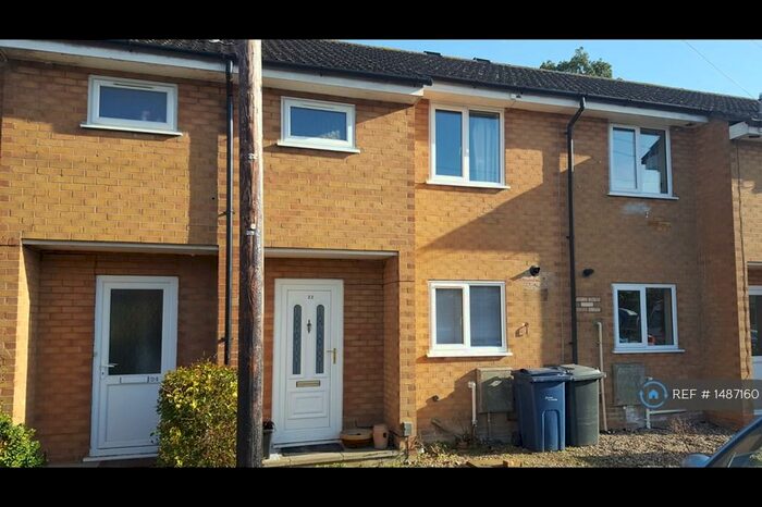 3 Bedroom Terraced House To Rent In Oyster Row, Cambridge, CB5