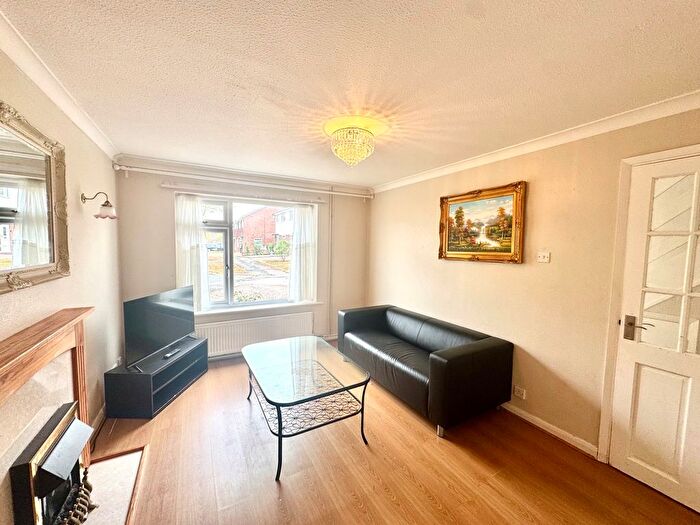 3 Bedroom Semi-Detached House To Rent In Bramcote, Nottingham, NG9