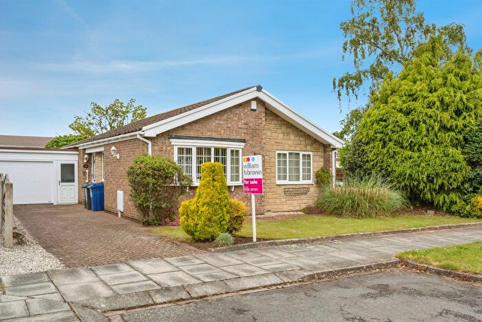 3 Bedroom Detached House For Sale In Harcourt Close, Bessacarr, Doncaster, DN4