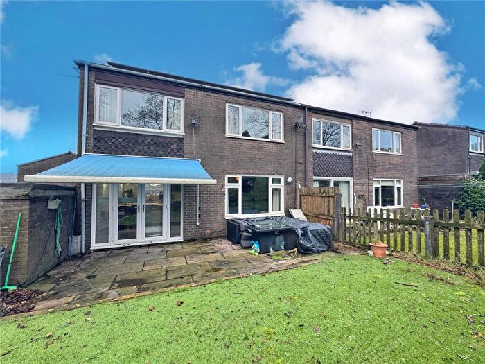 2 Bedroom End Of Terrace House For Sale In Linden Lea, Rawtenstall, Rossendale, BB4