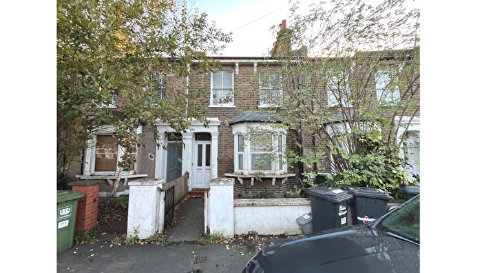 1 Bedroom Flat For Sale In B Arabin Road, Brockley, London, SE4