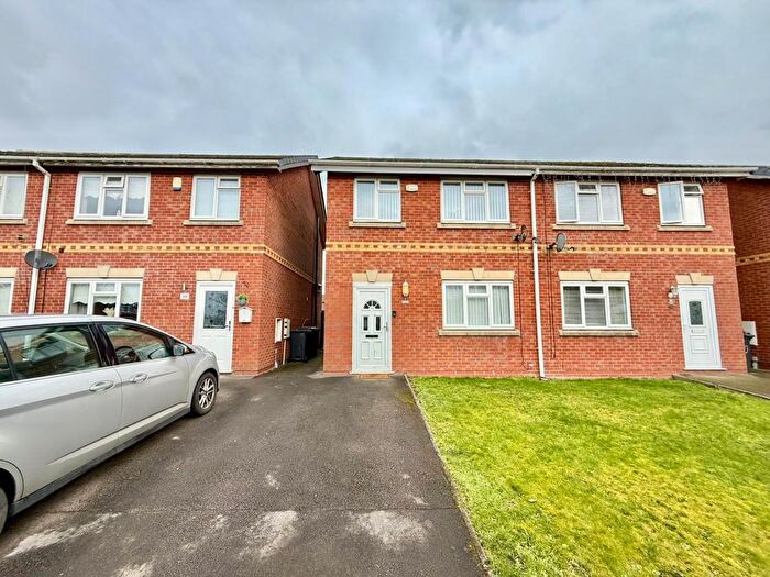 3 Bedroom Semi Detached House To Rent In Westhead Avenue, Kirkby, Liverpool, L33