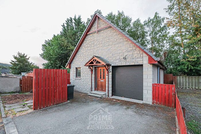 3 Bedroom Detached House For Sale In Elmbank Court, Blackburn, Aberdeen, AB21