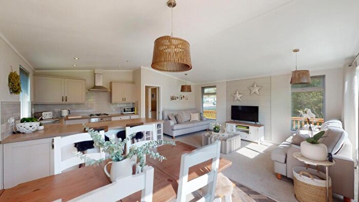 2 Bedroom Chalet For Sale In Willows, Gallaber Park, Nr. Skipton, BD23
