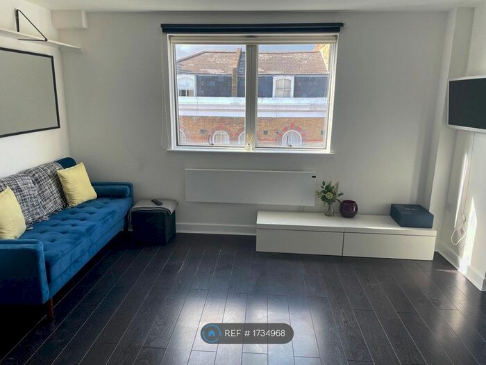 Studio To Rent In Bellefields Road, London, SW9