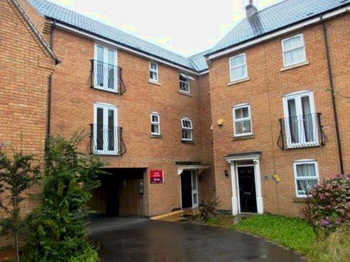 1 Bedroom Studio To Rent In Crackthorne Drive, Coton Park, Rugby, CV23