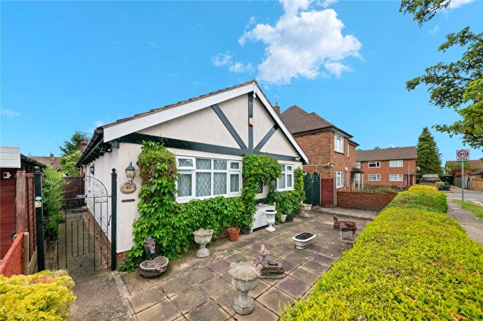 4 Bedroom Bungalow For Sale In Hardy Avenue, Ruislip, HA4