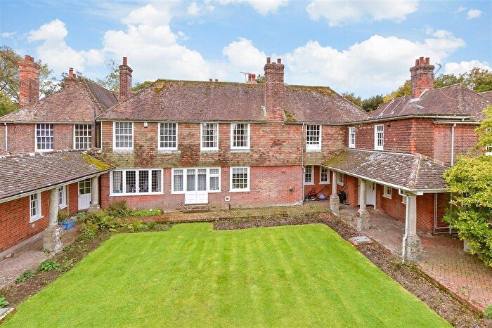 2 Bedroom Flat For Sale In Otterpool Lane, Lympne, Hythe, Kent, CT21