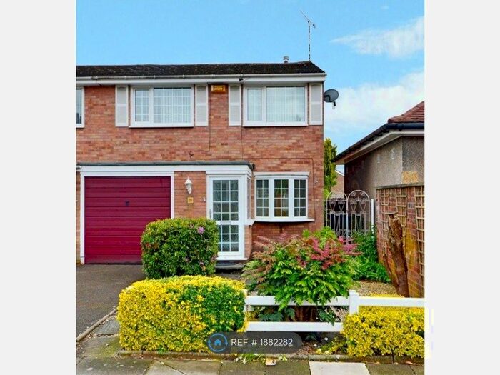 3 Bedroom Semi-Detached House To Rent In Woodstock Road, Coventry, CV3