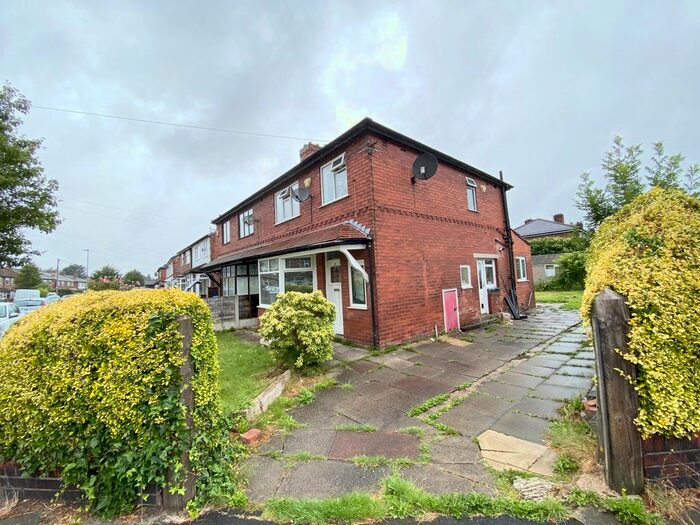 3 Bedroom Semi-Detached House To Rent In Egerton Road South, Manchester, M21