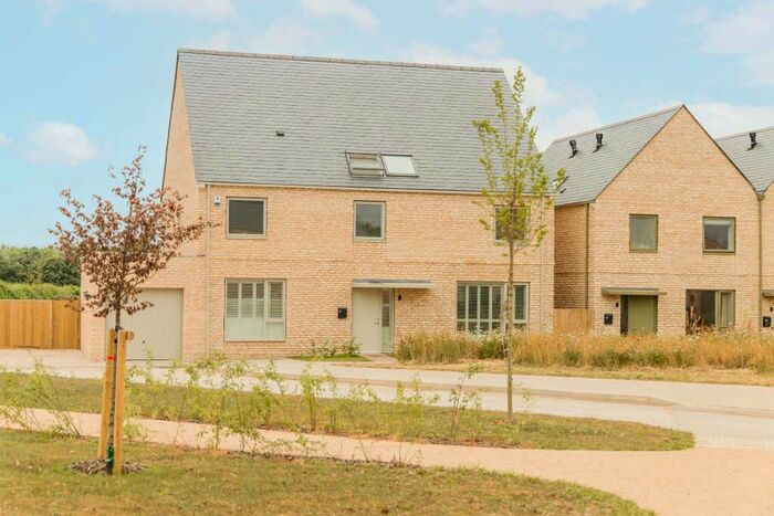 5 Bedroom Detached House For Sale In Severells Drive, Cirencester, GL7