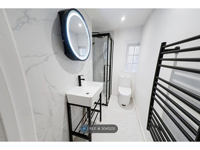 1 Bedroom Flat To Rent In Lenside Apartments, Maidstone, ME15
