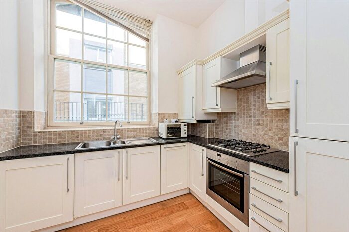 2 Bedroom Flat To Rent In Borough Road, Isleworth, TW7