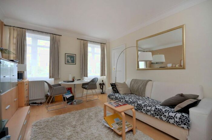 Studio To Rent In Pembroke Road, Kensington, London, W8