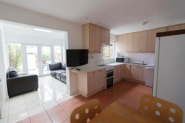 5 Bedroom Terraced House To Rent In Leeson Walk, Harborne, Birmingham, B17