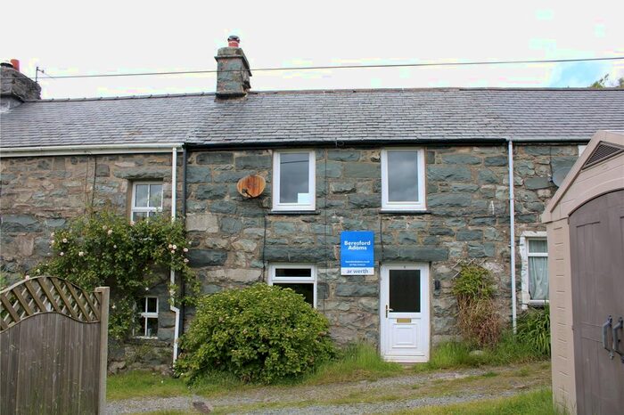 2 Bedroom Terraced House For Sale In Stone Street, Trawsfynydd, Blaenau Ffestiniog, Gwynedd, LL41