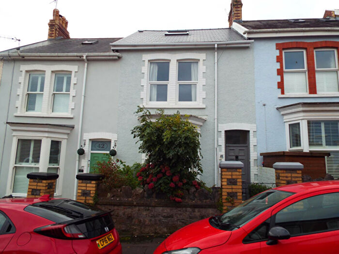 4 Bedroom Terraced House For Sale In Victoria Avenue, Mumbles, Swansea, SA3