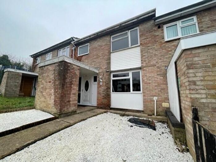 3 Bedroom Terraced House To Rent In New Bradwell, Milton Keynes, MK13