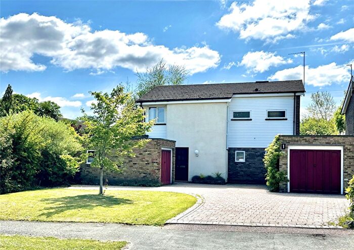 4 Bedroom Detached House For Sale In The Copse, Fetcham, KT22