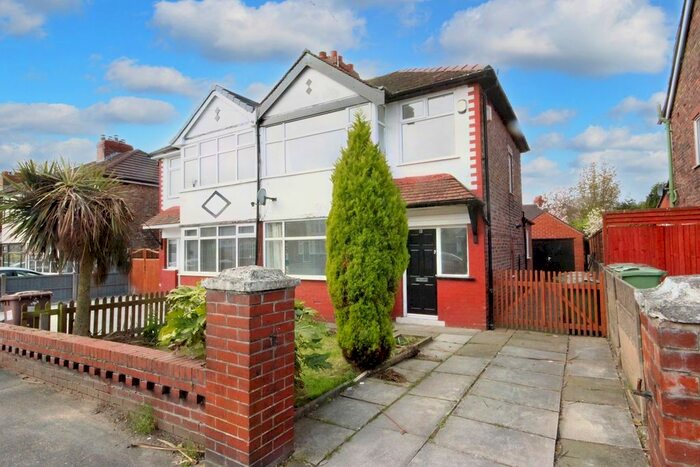 3 Bedroom Semi-Detached House To Rent In Coronation Road, Windle, St Helens, WA10