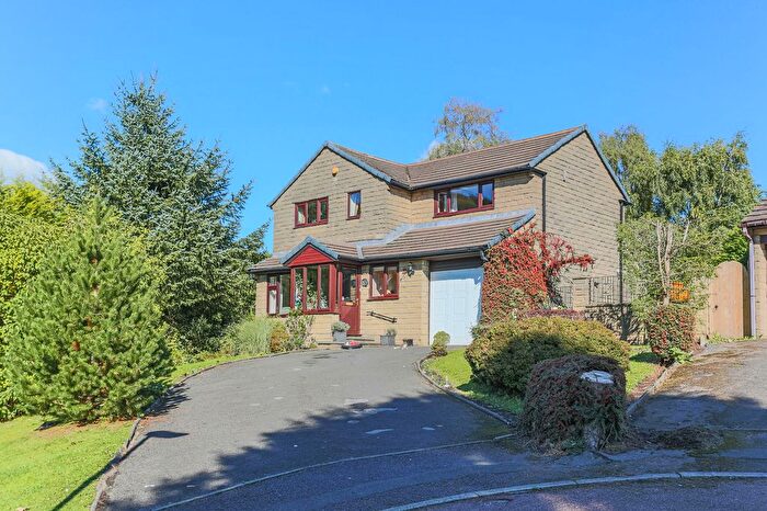 4 Bedroom Detached House For Sale In Stables Close, Rawtenstall, Rossendale, BB4