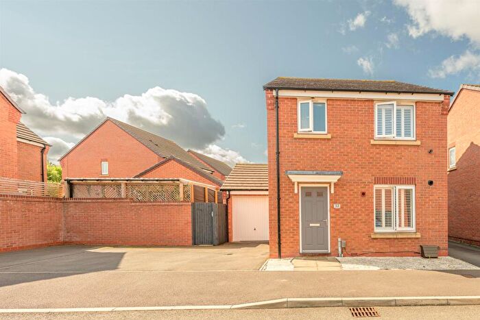 3 Bedroom Detached House For Sale In Field Sidings Way, Kingswinford, DY6