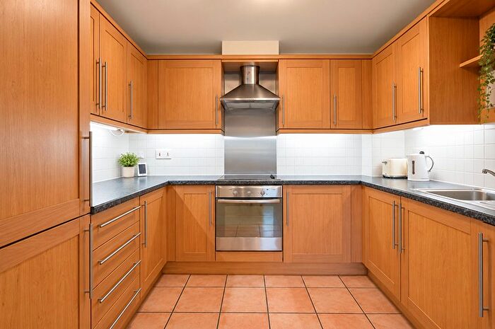 1 Bedroom Flat For Sale In Aldersgate Street, London House, EC1A