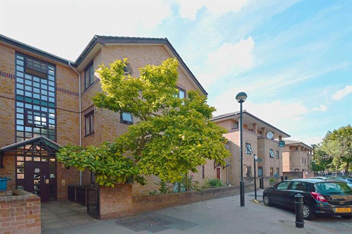 1 Bedroom Flat To Rent In Jeger Avenue, Haggerston, E2