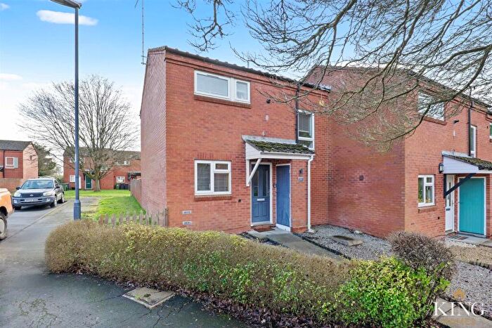2 Bedroom End Of Terrace House For Sale In Meadow Close, Stratford-Upon-Avon, CV37