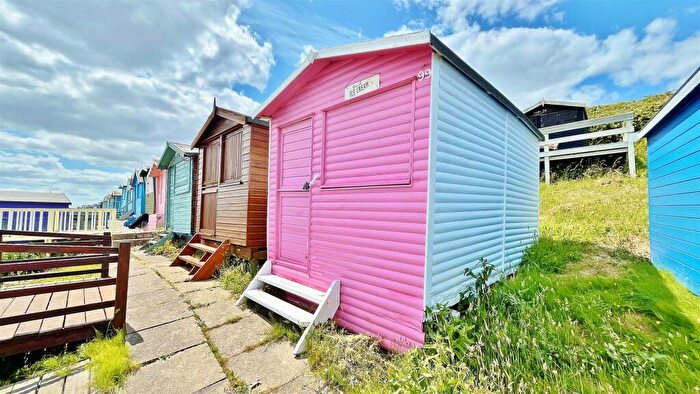 Chalet For Sale In Southcliff, Walton On The Naze, CO14