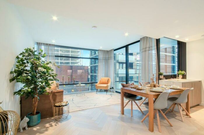 2 Bedroom Flat To Rent In Worship Street, Aldgate, London, EC2A