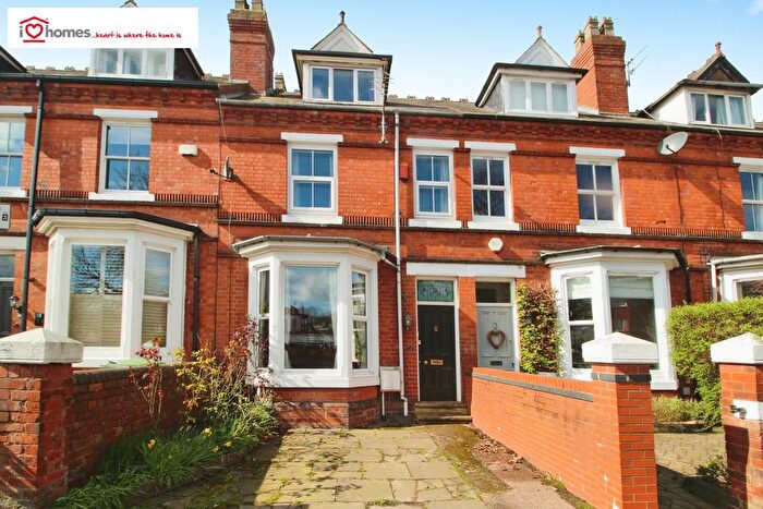 3 Bedroom Town House For Sale In Jesson Road, Walsall, WS1