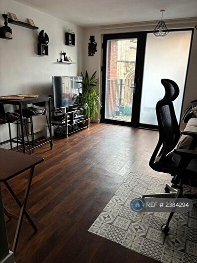 1 Bedroom Flat To Rent In St. Michaels Road, London, NW2