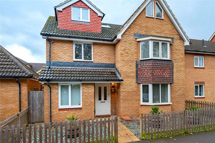 6 Bedroom Detached House For Sale In Brishing Road, Maidstone, ME17